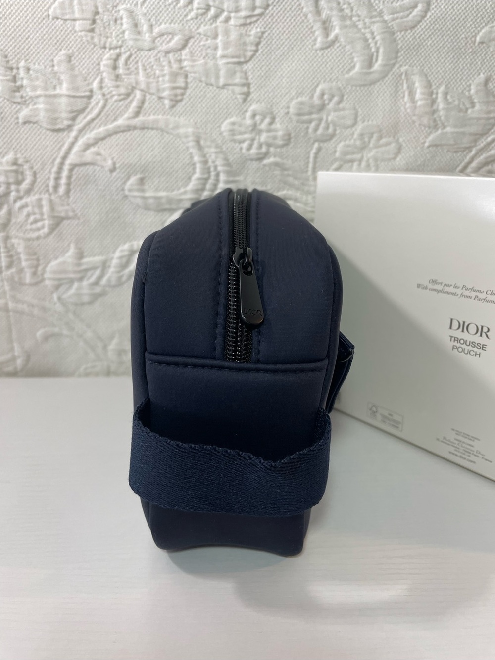 Men’s Christian Dior Beauty Nylon Navy Toiletry Bag Dopp Kit NWT - Picture 3 of 6